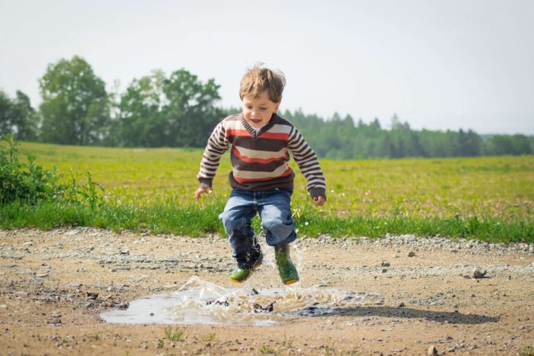 An image of child in nature. It is one of the best things to do with kids.